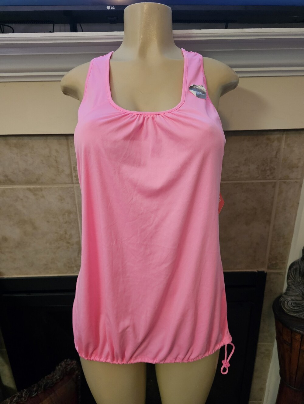 NWT. Danskin Now Loose Pink Racerback Bungee Tank. Medium